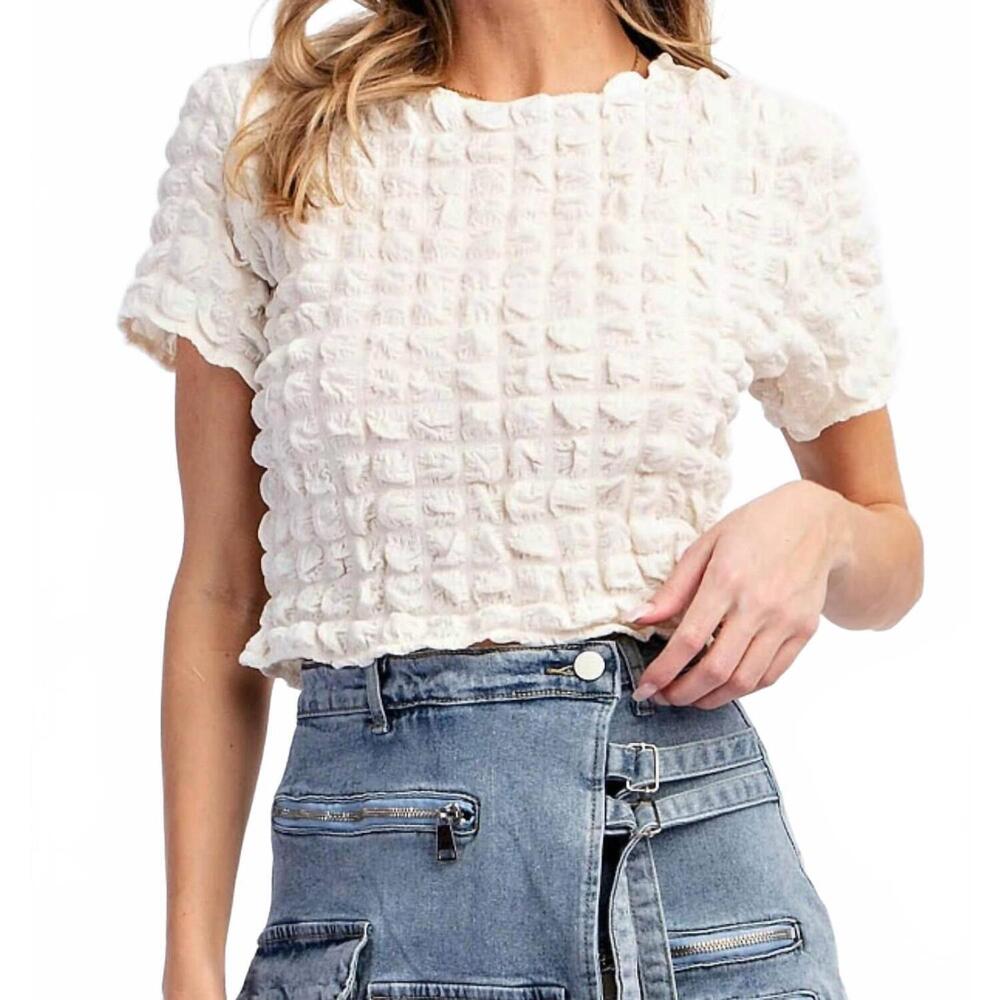 NEW LEVEE lila textured top in cream
